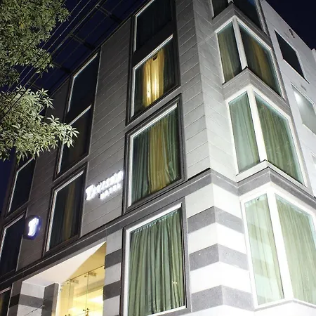 Rosemallow Hotel New Delhi